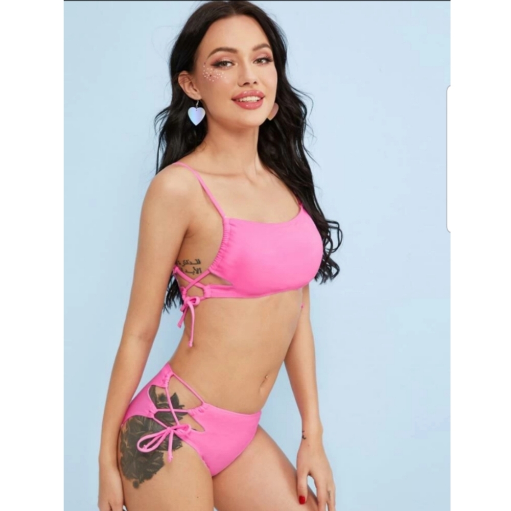 Tie side bikini